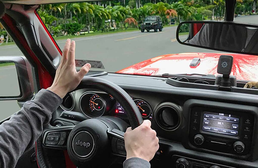 jeep wave in oahu